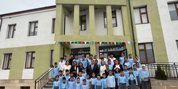 Laçında bir neçə məktəbdə Bilik Günü qeyd olunub