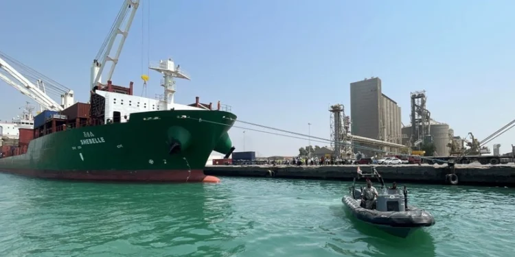 İsrail Ordusu Yəmənin Hodeyda limanına zərbələr endirəcək