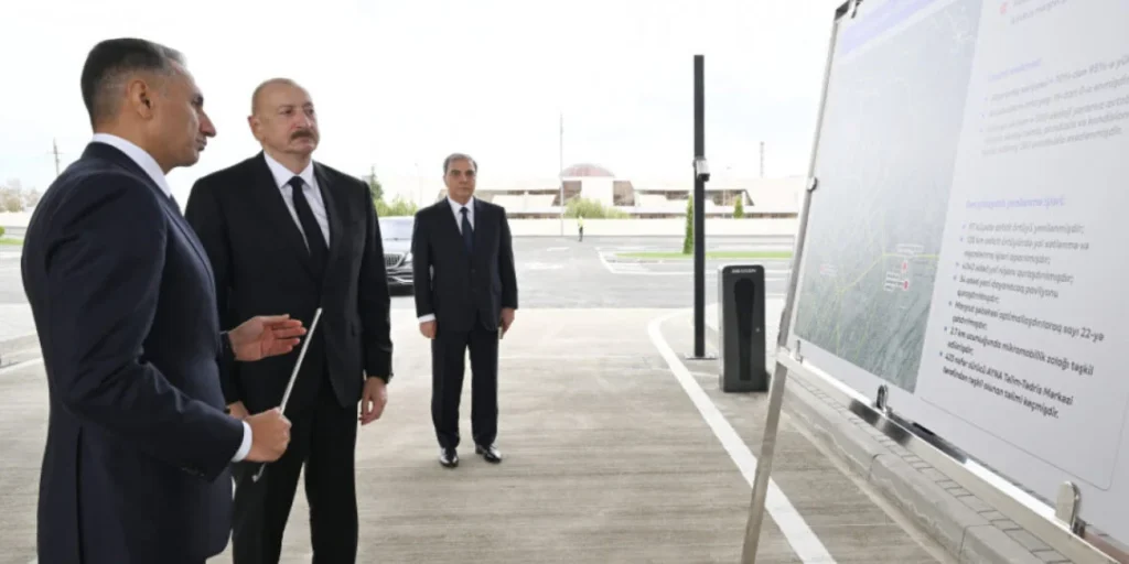 Prezident “BakuBus” MMC-nin Gəncə Avtoparkının açılışında iştirak edib