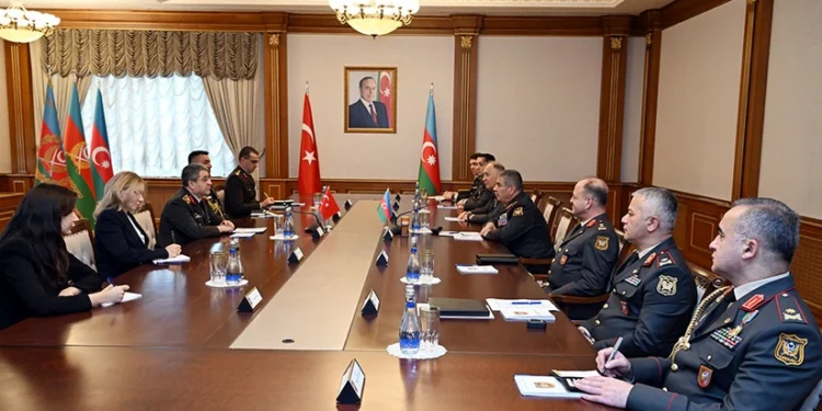 Zakir Həsənov Selçuk Bayraktaroğlunu qəbul edib