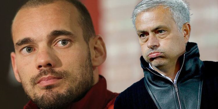 Sneyderdən Mourinyoya sərt reaksiya: "Bu cür danışmamalıydın"