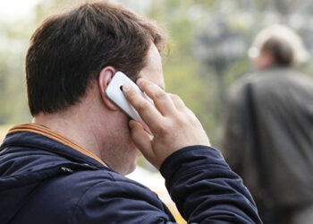 Telefonda icra başçısını təhqir etdi – CƏRİMƏLƏNDİ