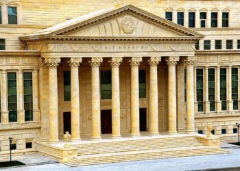 Ali Məhkəmədən ad, soyad və ata adının dəyişdirilməsi ilə bağlı QƏRAR