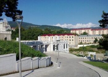 Xankəndidə erməni polisə atəş açdı: yaralılar var.