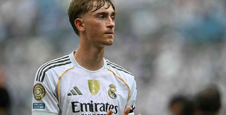 "Real"ın ulduzunun qardaşı ilə evlənən Lalə bu məşhurun qızı imiş - FOTO