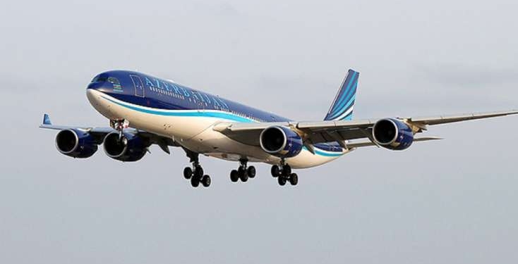 Təcili eniş edən AZAL təyyarəsinin FOTOSU