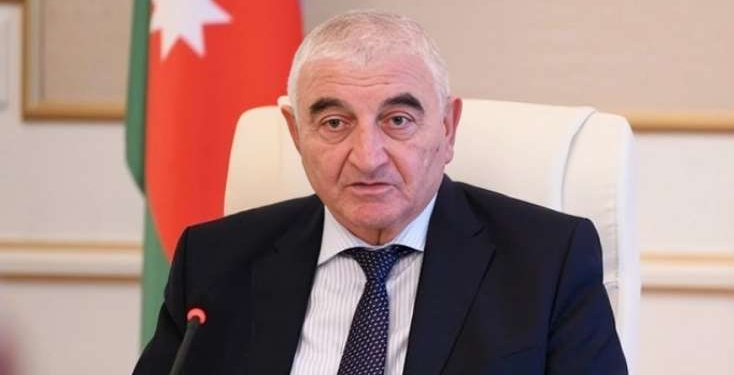 Məzahir Pənahov yola salınır - Yeni sədr o olacaq