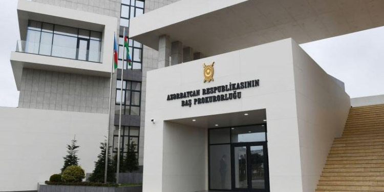 Azərbaycanda vəzifəli şəxslər ifşa edildi - dərman və tütün...