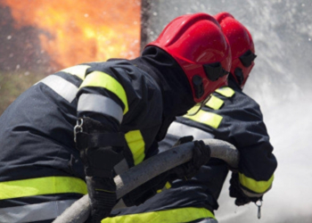 Hövsanda yaşayış binasında YANĞIN