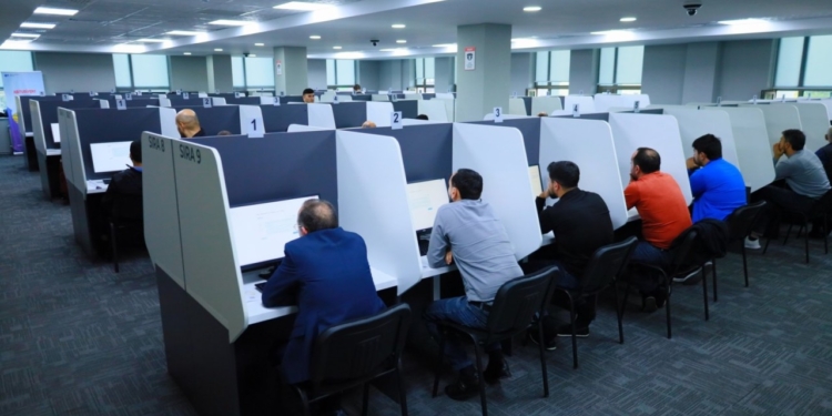 Sabah 1560 taksi sürücüsü imtahan verəcək