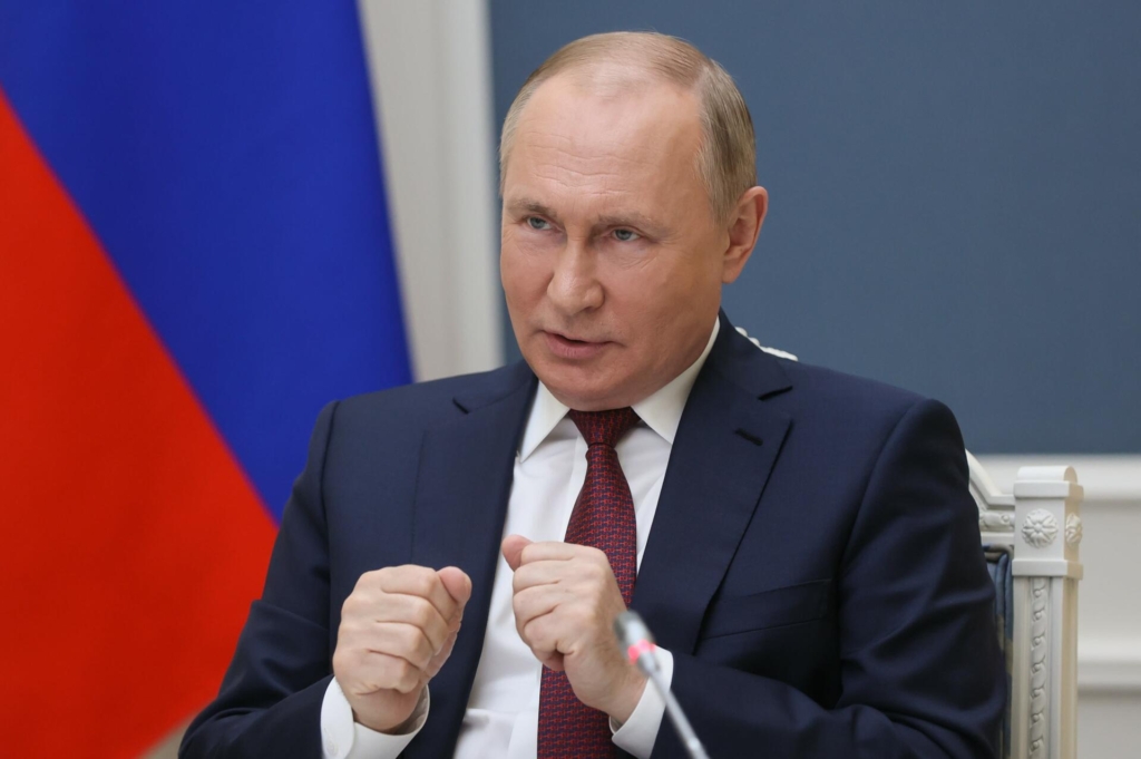 Putin Qərbin hegemonluğu cəhdlərinə atalar sözü ilə reaksiya verib