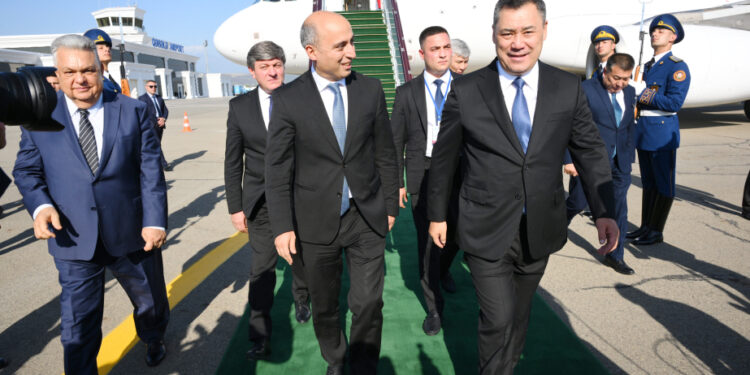 Sadır Japarov Azərbaycana səfərə gəlib - FOTO