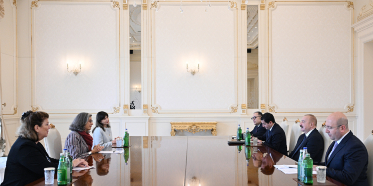 Prezident qəbul keçirdi - FOTOLAR