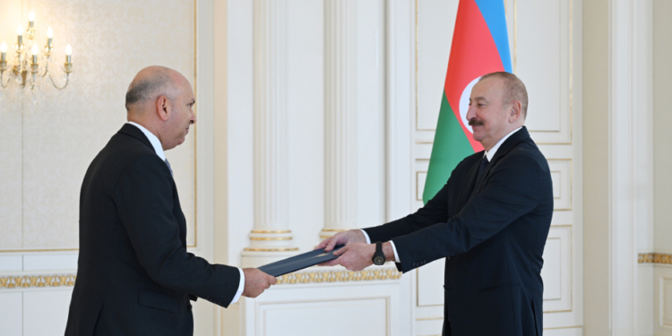 İlham Əliyev Misir səfirinin etimadnaməsini qəbul edib - FOTOLAR