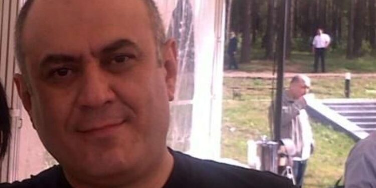 Məşhur generalın yarım milyonluq evi hərraca çıxarıldı