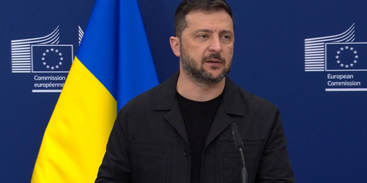 Zelenski: Rusiya Ukraynaya 650-dən çox dron və 50-dən çox raket atıb