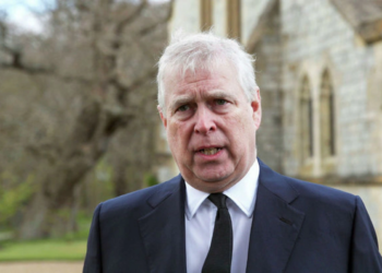 Şahzadə Endryu titulundan məhrum edildi