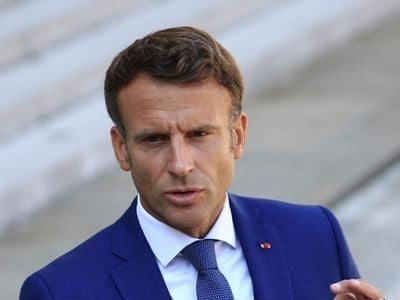 Makron Qəzzadakı münaqişənin həllinə kömək etməyə hazırdır