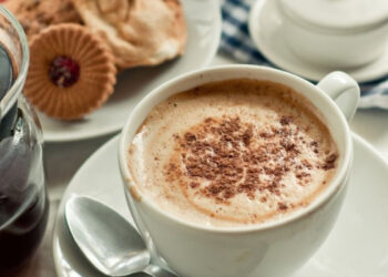 Qəhvədə olan darçın qan şəkərinin səviyyəsini tənzimləyir