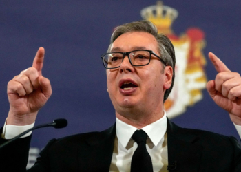 Vuçiç Serbiyada neft qıtlığının olmayacağını vəd etdi