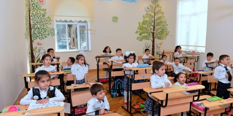 I sinfə qəbul bu gün başa çatır