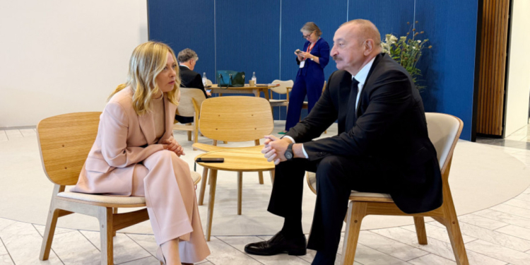 Prezident İlham Əliyev Meloni ilə görüşüb - FOTO