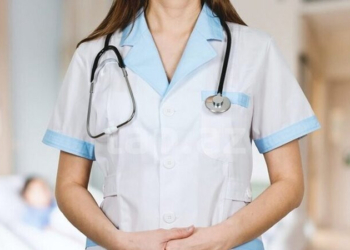 Bakıda tibb bacısı pasiyentin evindən oğurluq etdi