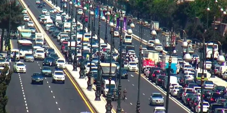 NİİM: Operativ nəqliyyat vasitələrinin arxasınca hərəkət etmək qadağandır