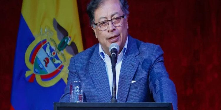 Kolumbiya İsrail diplomatlarını ölkədən çıxarır