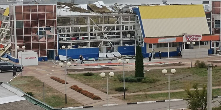 Ukrayna Belqoroda raket zərbəsi endirib - ölənlər var