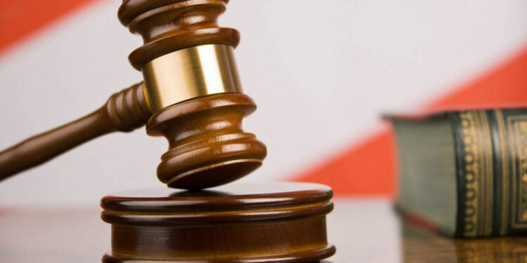 Əmisini öldürməyə cəhddə təqsirləndirilən şəxs məcburi müalicəyə göndərilib