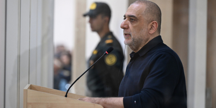 Ruben Vardanyanın vəkildən imtina etməsi barədə vəsatəti təmin edildi