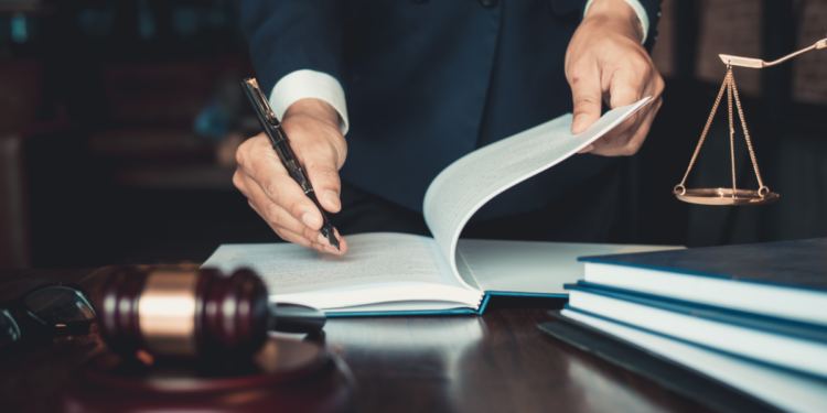 1 milyon manatdan artıq vəsaiti qanunsuz leqallaşdıran şəxslərə cəza istənilib