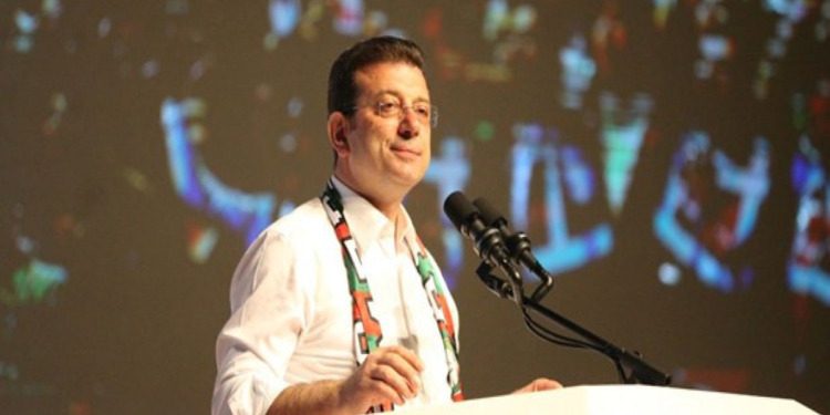 İmamoğlu "tender saxtakarlığı" ittihamından bəraət aldı