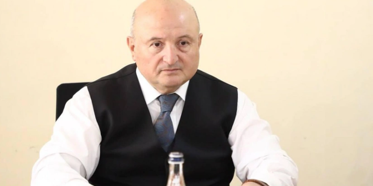 Gümrü meri həbs edildi