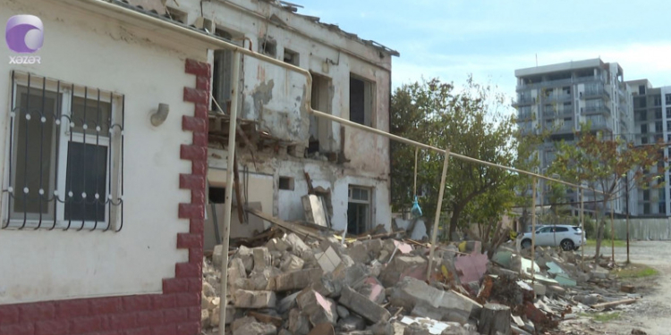 Tikinti şirkəti ilə razılaşmayanların evlərinin sayğacları oğurlanır - VİDEO