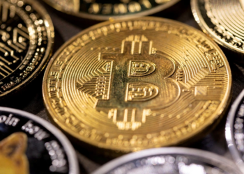 Kriptovalyuta bazarında apreldən bəri ən böyük eniş qeydə alınıb