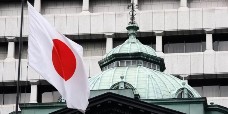 Yaponiya tarixində ilk qadın Baş nazir seçildi
