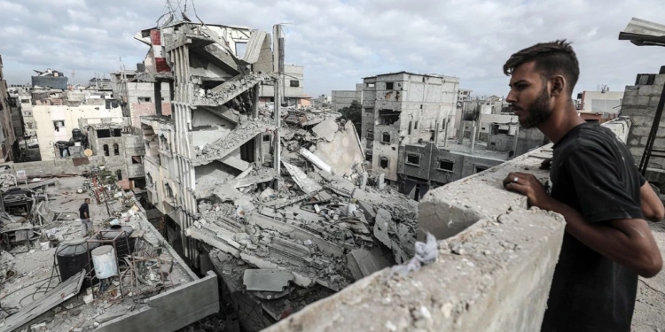 İsraildən Qəzzəyə hava hücumu: 1 ölü