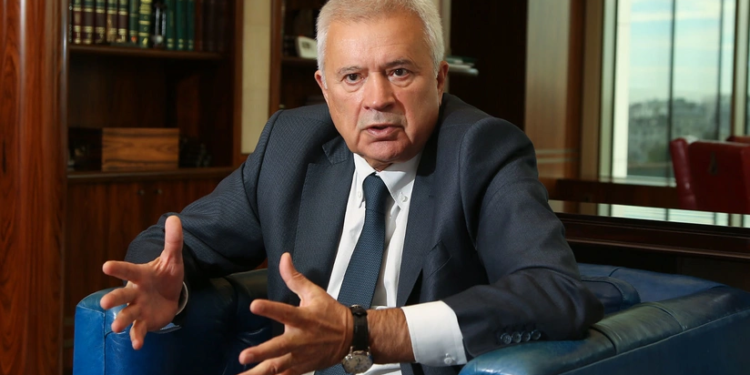 Vahid Ələkbərov ilin əvvəlindən 147 milyon dollar zərər edib