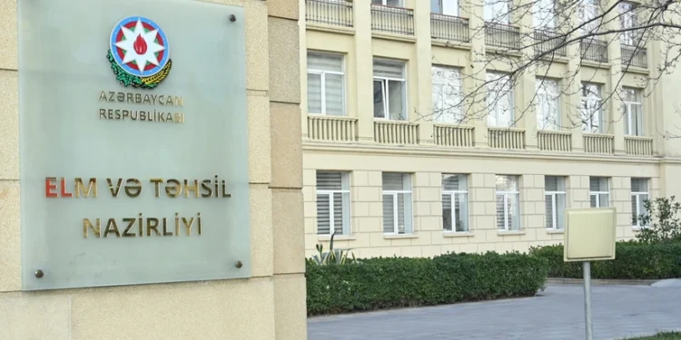 Bir neçə instituta publik hüquqi şəxs statusu verilib - SİYAHI