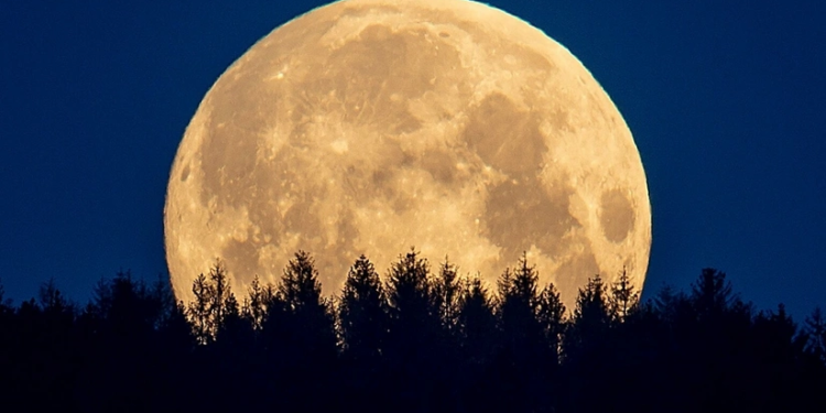 İlin sonunadək iki Super Ay hadisəsi müşahidə olunacaq