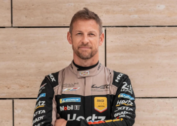 “Formula 1” çempionu karyerasını bitirmək qərarına gəlib