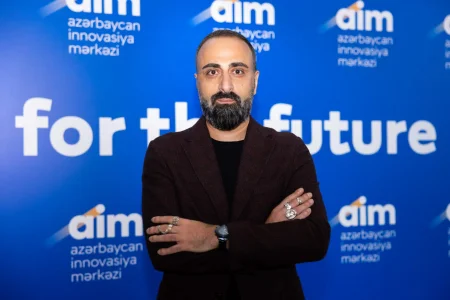 “Ganjavi Holding” prezidenti sentyabr ayı üçün iki mukafata layiq görülüb