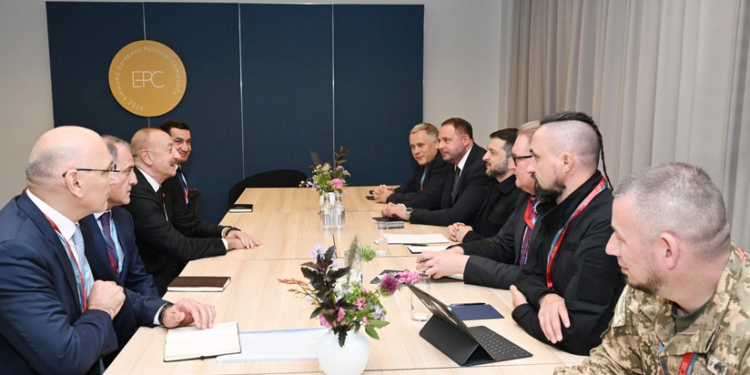 İlham Əliyevin Volodimir Zelenski ilə görüşü olub - FOTOLAR