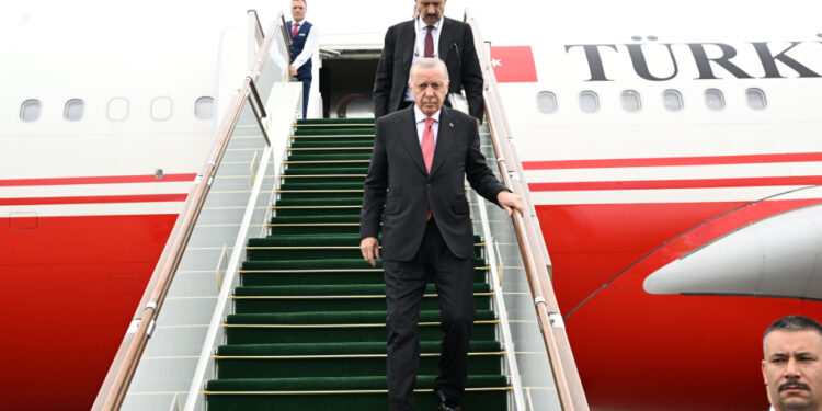 Ərdoğan  Azərbaycana GƏLDİ - YENİLƏNİB