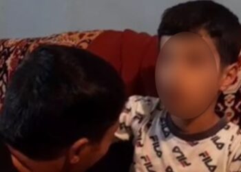 “Müəllim yumruqla uşağımın üzünə vurdu, gözlərində problem yarandı”