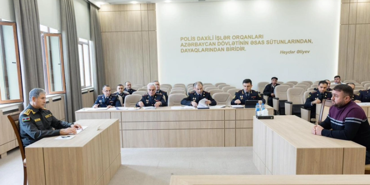 Vilayət Eyvazov Sumqayıtda vətəndaşları qəbul edib