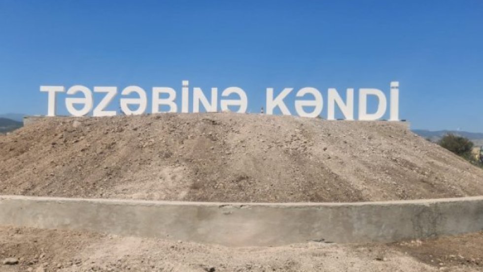 Növbəti köç karvanı Təzəbinə kəndinə çatıb – YENİLƏNİB
