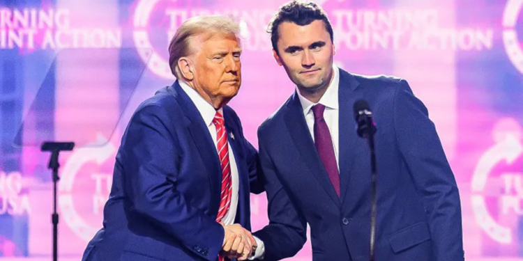 Tramp onu ölümündən sonra təltif etdi - FOTO